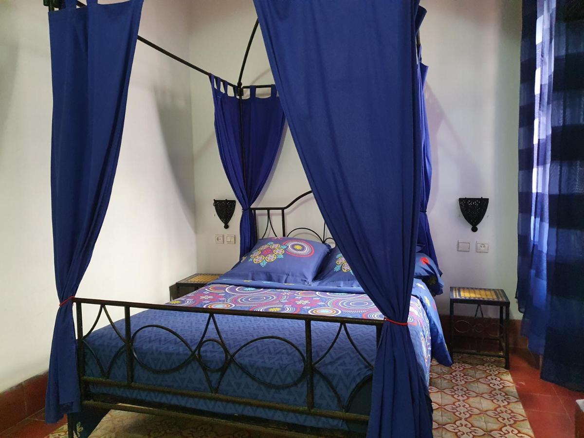 Sidi Magdoul Couette-café Essaouira